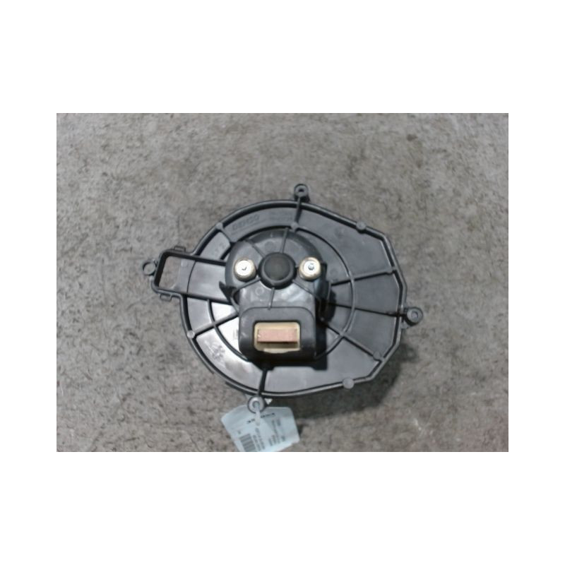 MOTEUR VENTILATEUR CHAUFFAGE PEUGEOT PARTNER FGT 2002-