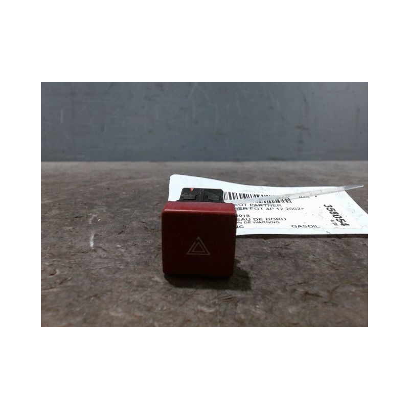 BOUTON DE WARNING PEUGEOT PARTNER FGT 2002-