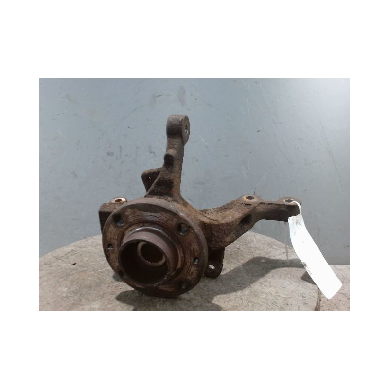 PIVOT AVANT DROIT RENAULT CLIO III ESTATE 2008-