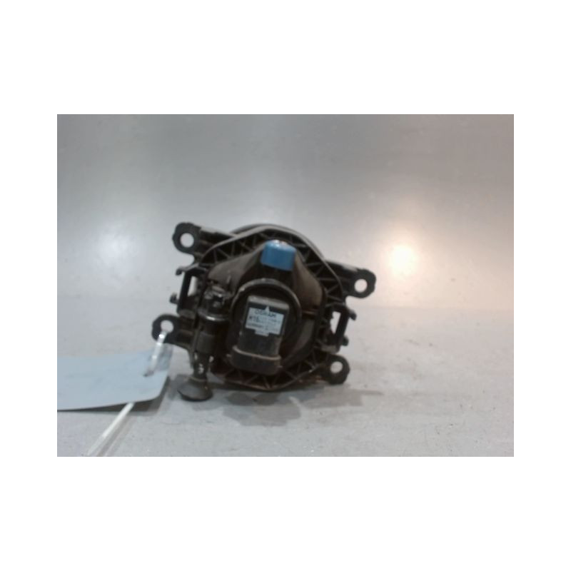 PHARE ANTIBROUILLARD AVANT GAUCHE DACIA SANDERO