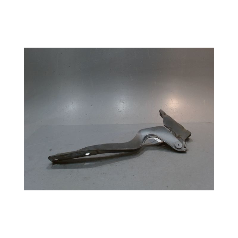 COMPAS DROIT CAPOT NISSAN QASHQAI