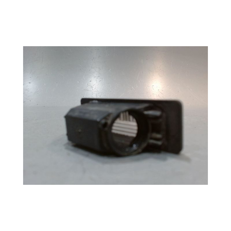 ECLAIREUR PLAQUE DE POLICE GAUCHE NISSAN QASHQAI