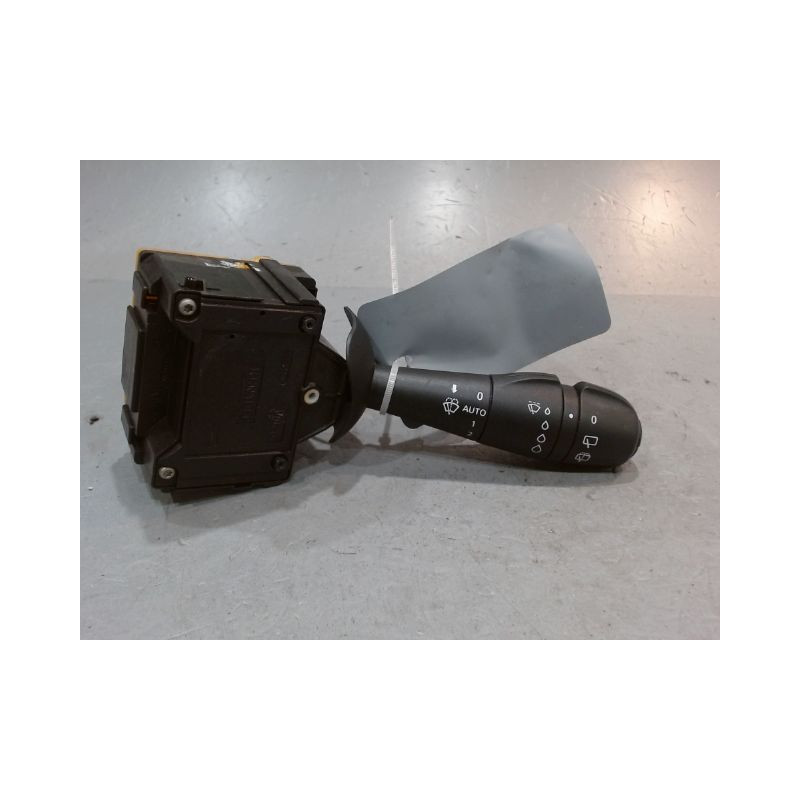 COMMANDE ESSUIE GLACE RENAULT CLIO