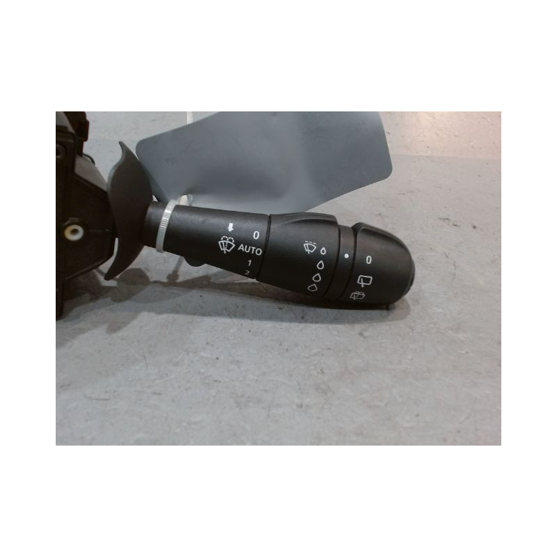 COMMANDE ESSUIE GLACE RENAULT CLIO