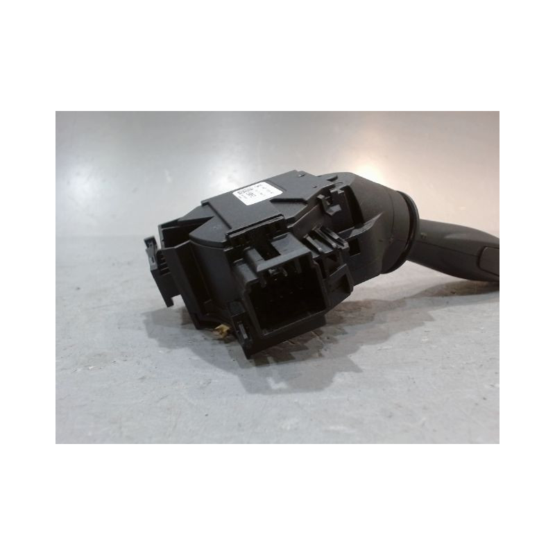 COMMANDE CLIGNOTANT FORD FIESTA