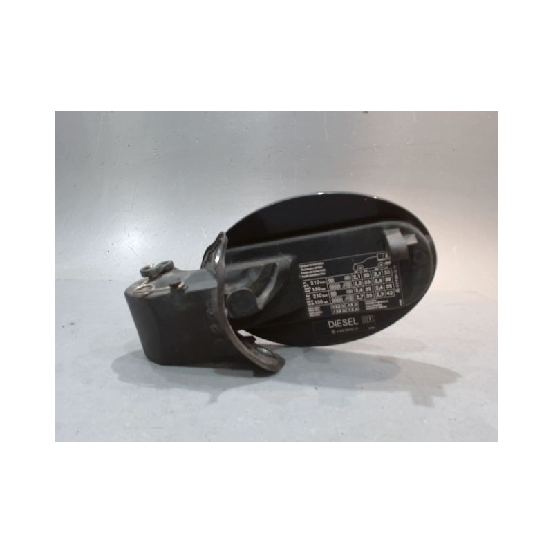 VOLET DE TRAPPE CARBURANT MERCEDES CLS