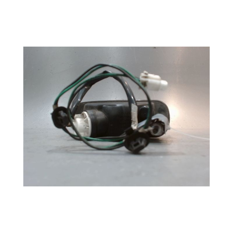 FEU BROUILLARD CENTRAL ARRIERE SUZUKI SWIFT