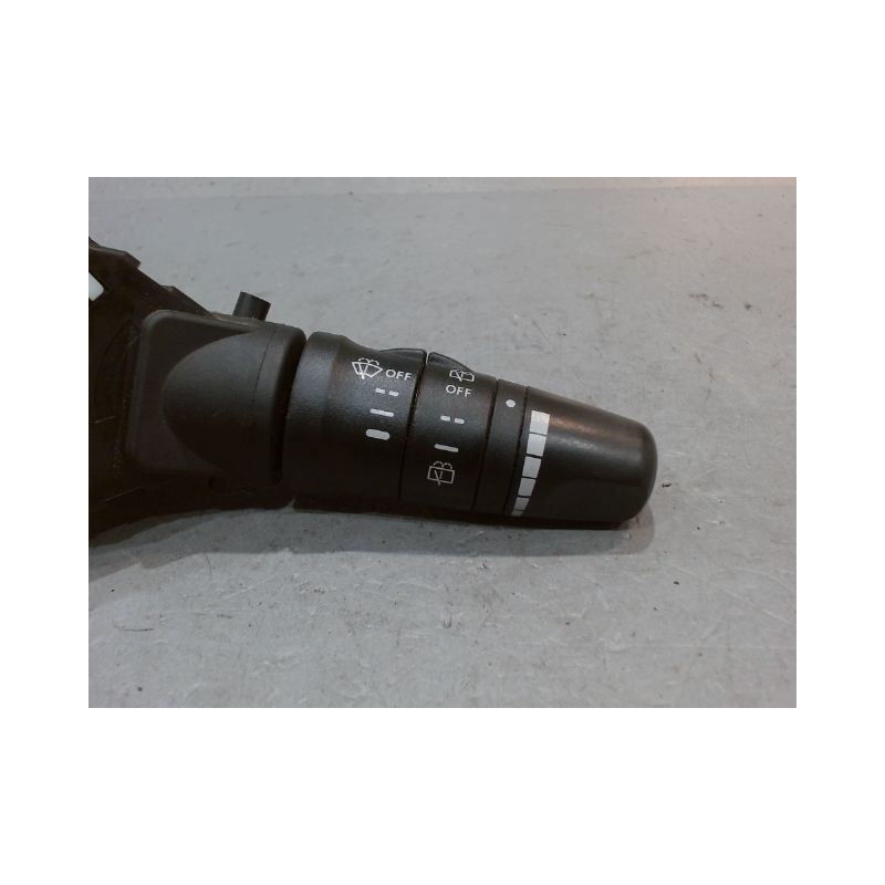 COMMANDE ESSUIE GLACE NISSAN X-TRAIL