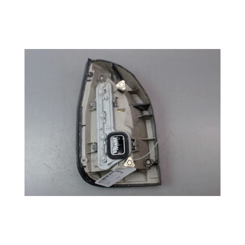FEU ARRIERE DROIT OPEL ZAFIRA MONOSP. I (A) 1999-2005