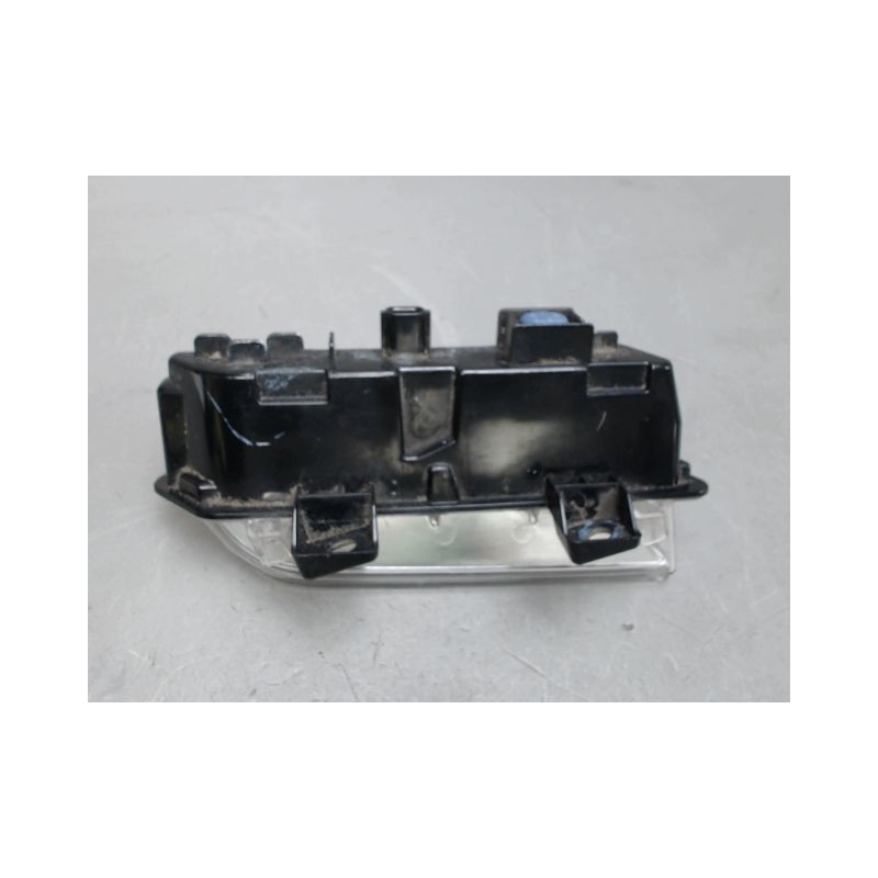 FEUX POSITION GAUCHE RENAULT CAPTUR