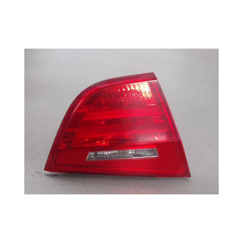 FEU ARRIERE INTERIEUR GAUCHE B.M.W. SERIE 3