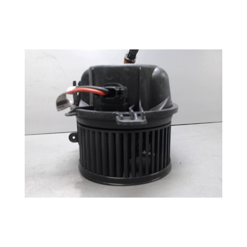 MOTEUR VENTILATEUR CHAUFFAGE RENAULT CLIO