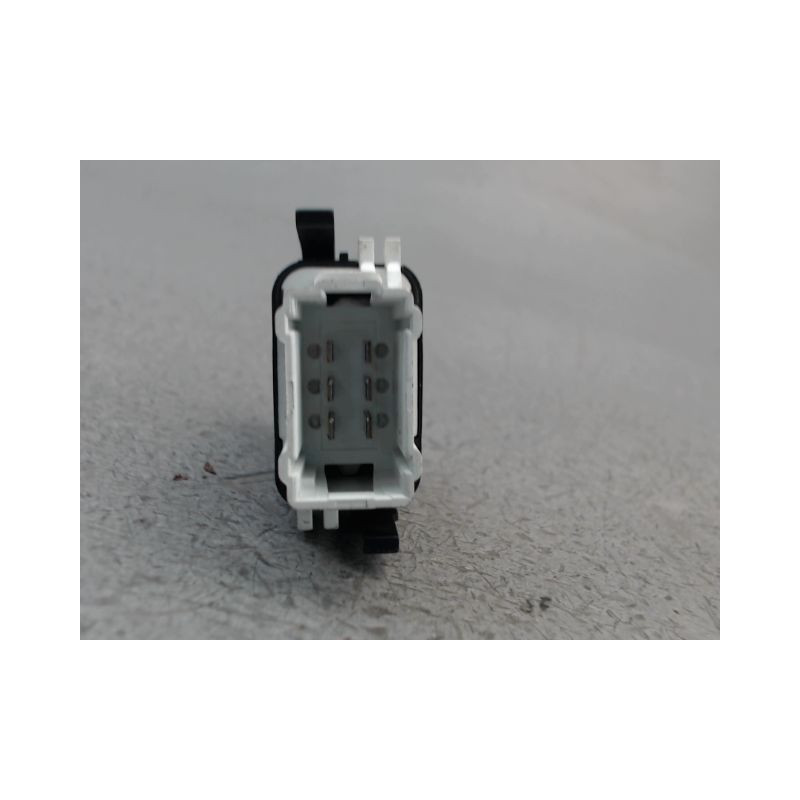 COMMANDE LEVE-GLACE PORTE AVD RENAULT CLIO