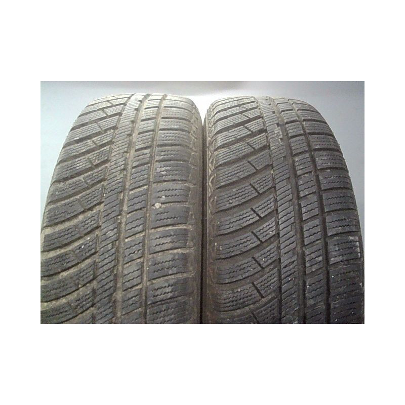 Paire de pneus ROVELO ALL WEATHER R4S 185 65 15 88 H