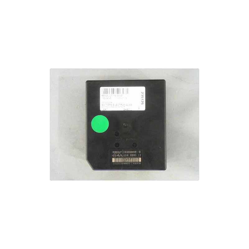 BOITE A FUSIBLES RENAULT MEGANE III 08-12