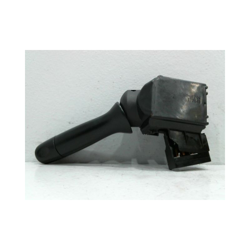 COMMANDE ESSUIE GLACE PEUGEOT 107 5P