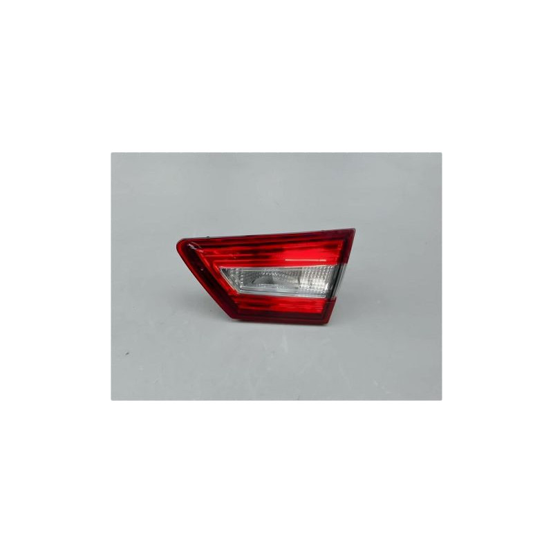 FEU ARRIERE INTERIEUR DROIT RENAULT CLIO