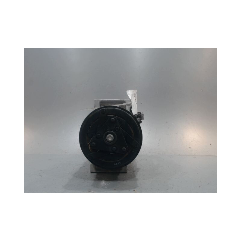 COMPRESSEUR AIR CONDITIONNE RENAULT CAPTUR