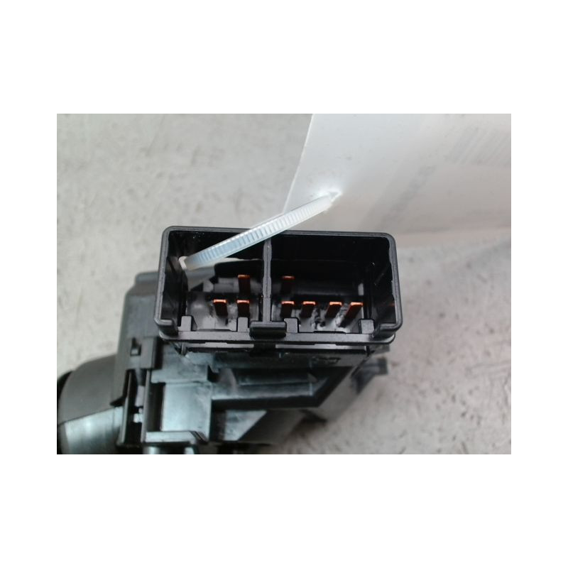 COMMANDE ESSUIE GLACE PEUGEOT 107 Phase 1 2005-2008