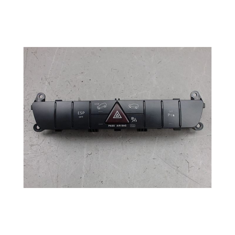 BOUTON DE WARNING MERCEDES CLASSE ML