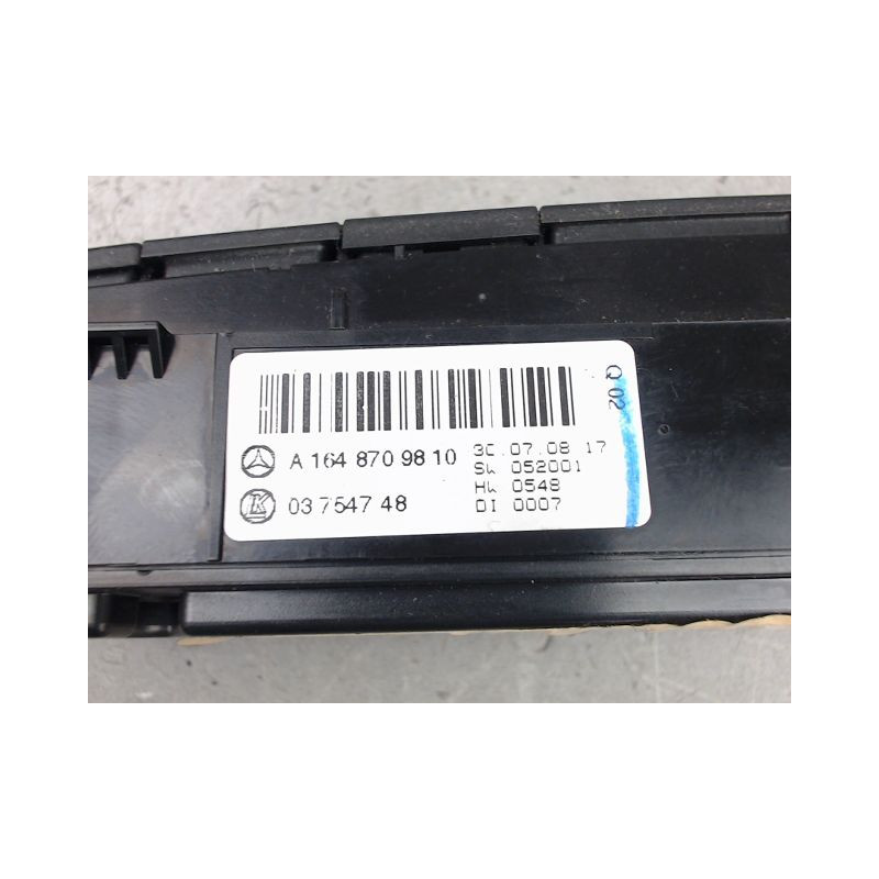 BOUTON DE WARNING MERCEDES CLASSE ML