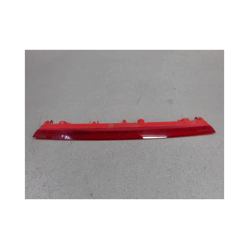 FEUX STOP SUPPLEMENTAIRE RENAULT CLIO
