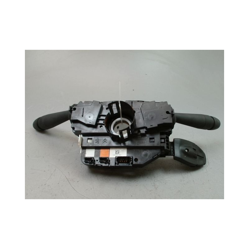 BLOC COMMODOS PEUGEOT 208