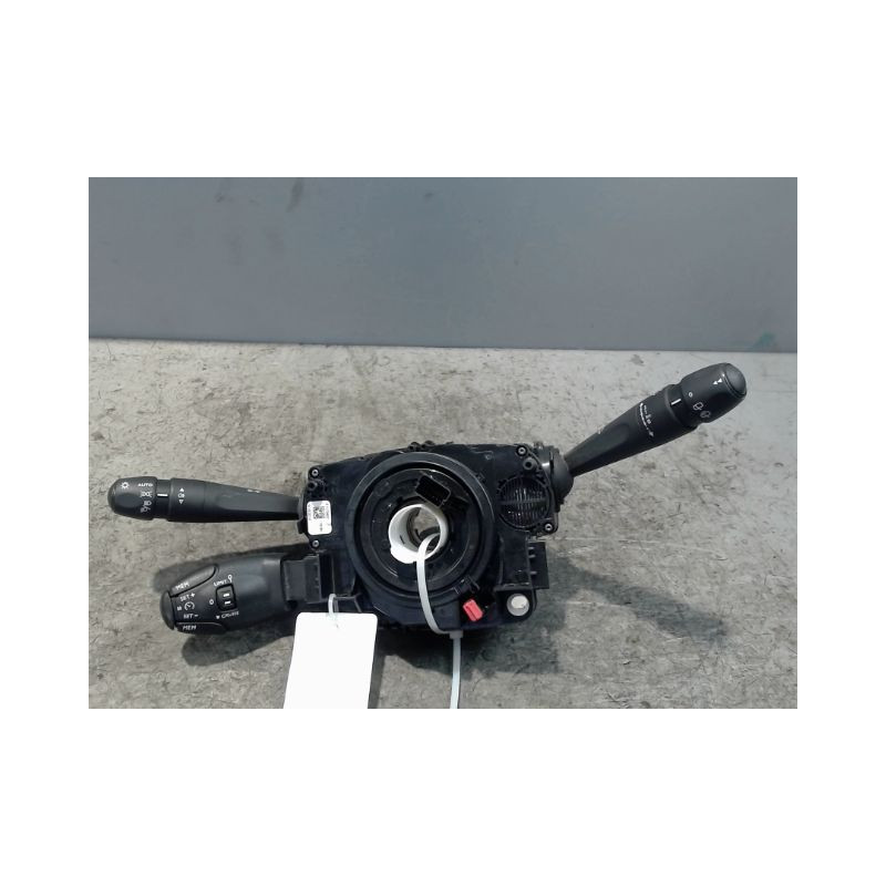 BLOC COMMODOS PEUGEOT 208