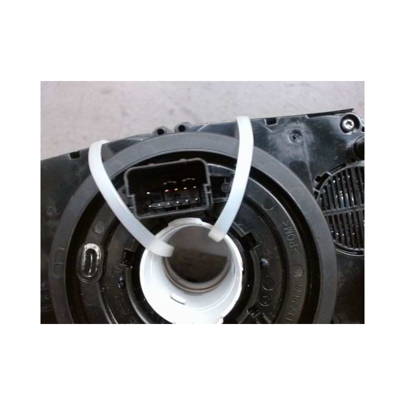 BLOC COMMODOS PEUGEOT 208