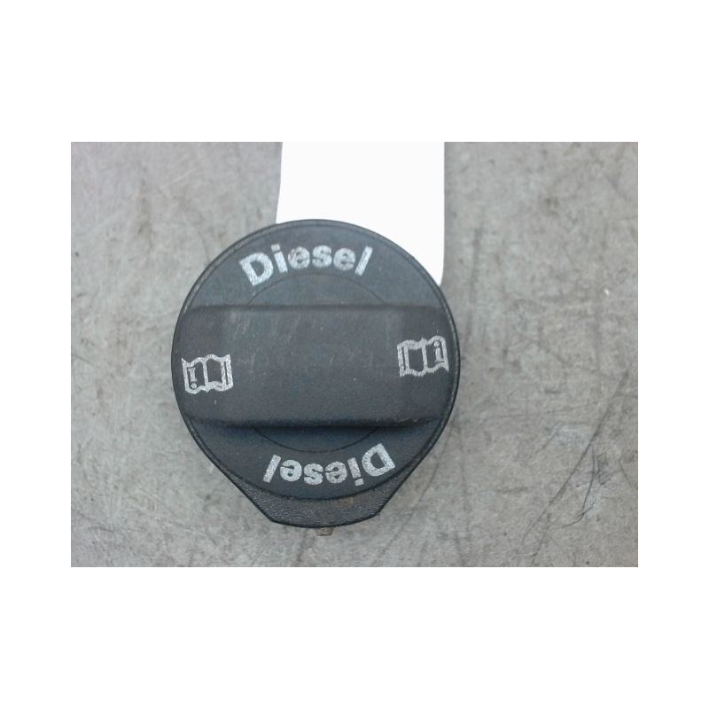 BOUCHON RESERVOIR A CARBURANT VOLKSWAGEN GOLF V 2003-2009