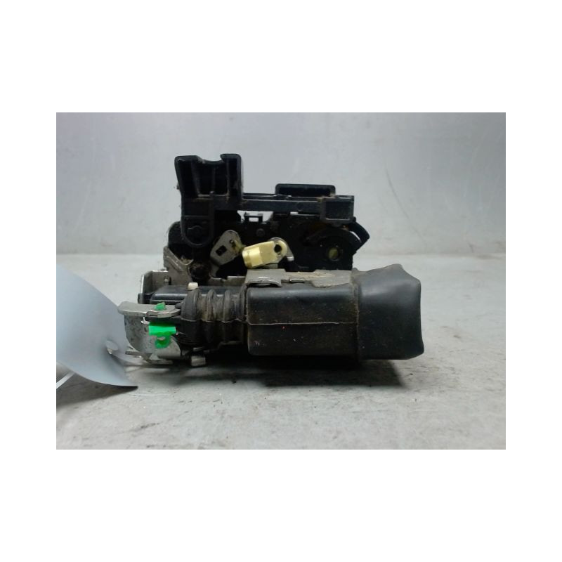 SYSTEME CONDAMNATION AVANT GAUCHE DACIA SANDERO 2008-