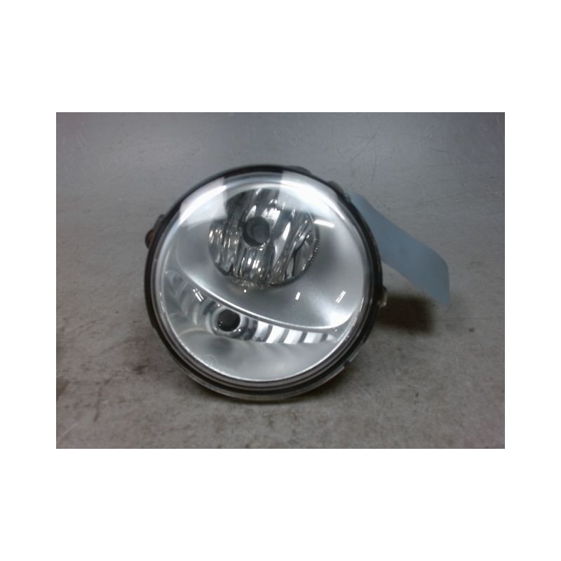 PHARE ANTIBROUILLARD AVANT DROIT RENAULT TWINGO