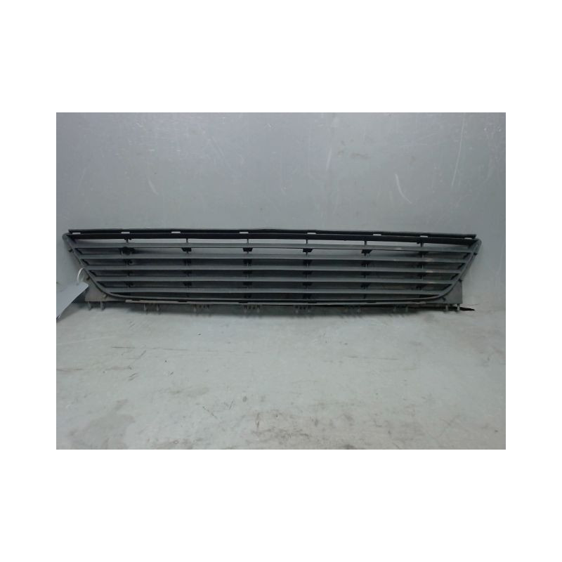 GRILLE VENTILATION PARE-CHOC AVG OPEL CORSA 03-06