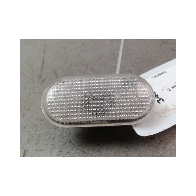 REPETITEUR AILE DROIT RENAULT TWINGO