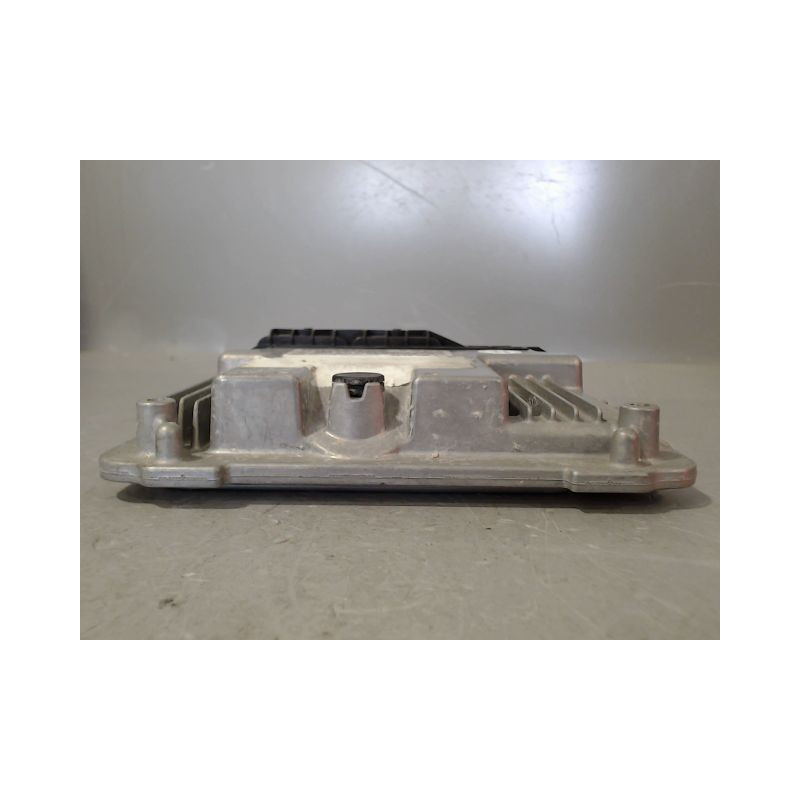 CALCULATEUR MOTEUR PEUGEOT 308 2011-