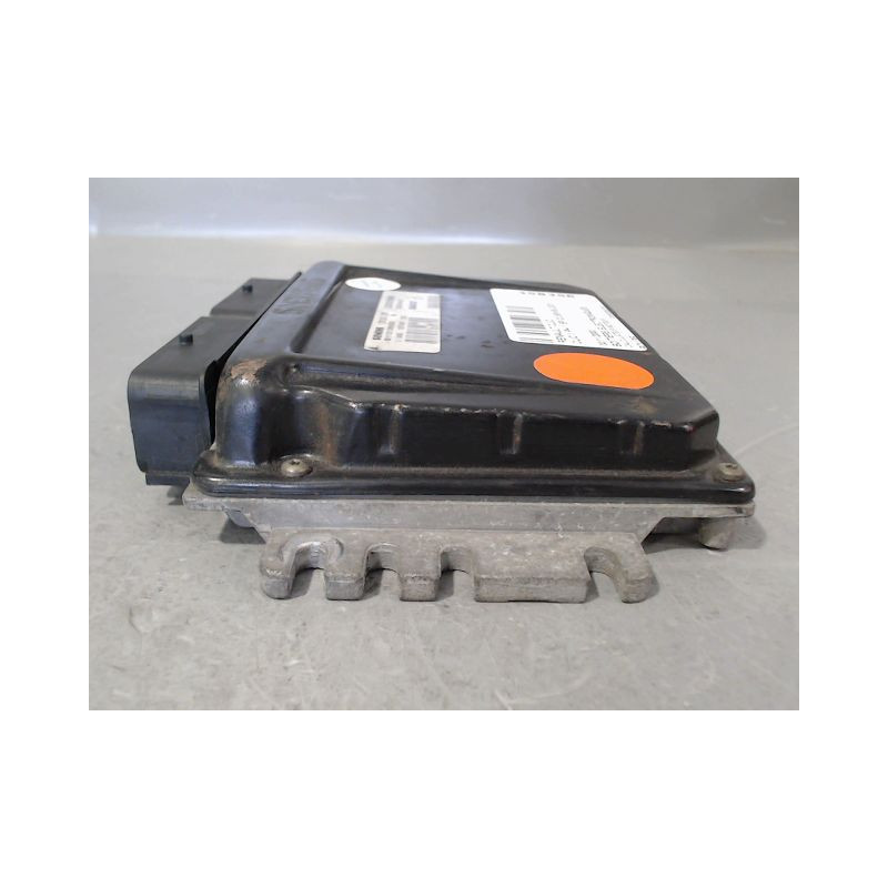 CALCULATEUR MOTEUR RENAULT CLIO II PH.1 98-2001