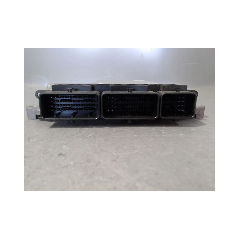 CALCULATEUR MOTEUR RENAULT CLIO IV