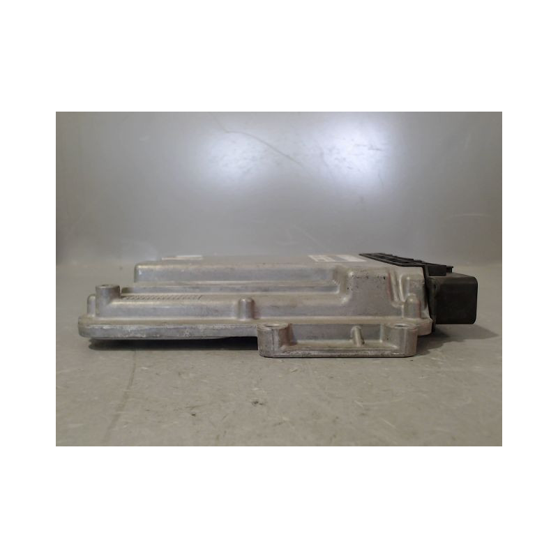CALCULATEUR MOTEUR RENAULT CLIO IV