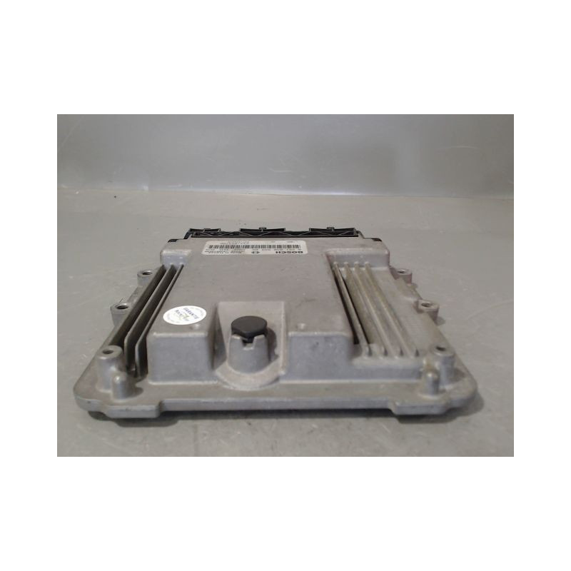 CALCULATEUR MOTEUR RENAULT CLIO IV