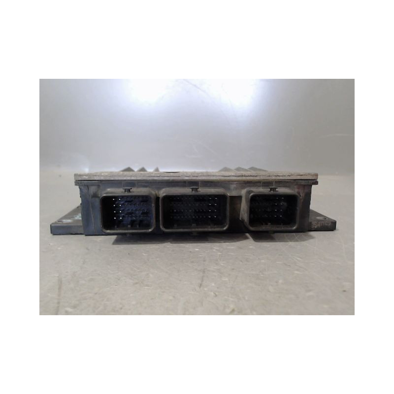 CALCULATEUR MOTEUR RENAULT KANGOO EXPRESS 03-07