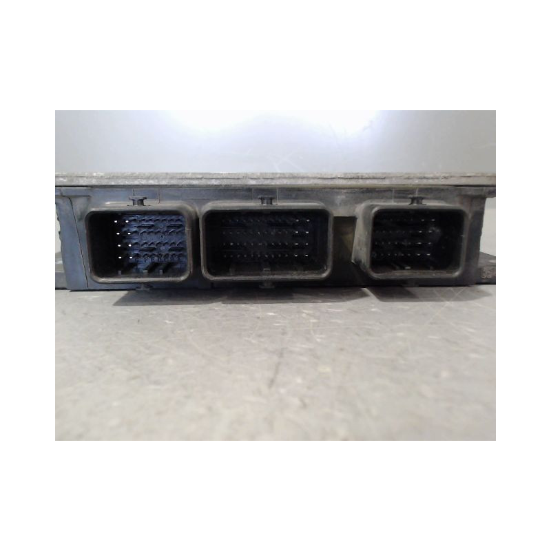 CALCULATEUR MOTEUR RENAULT KANGOO EXPRESS 03-07
