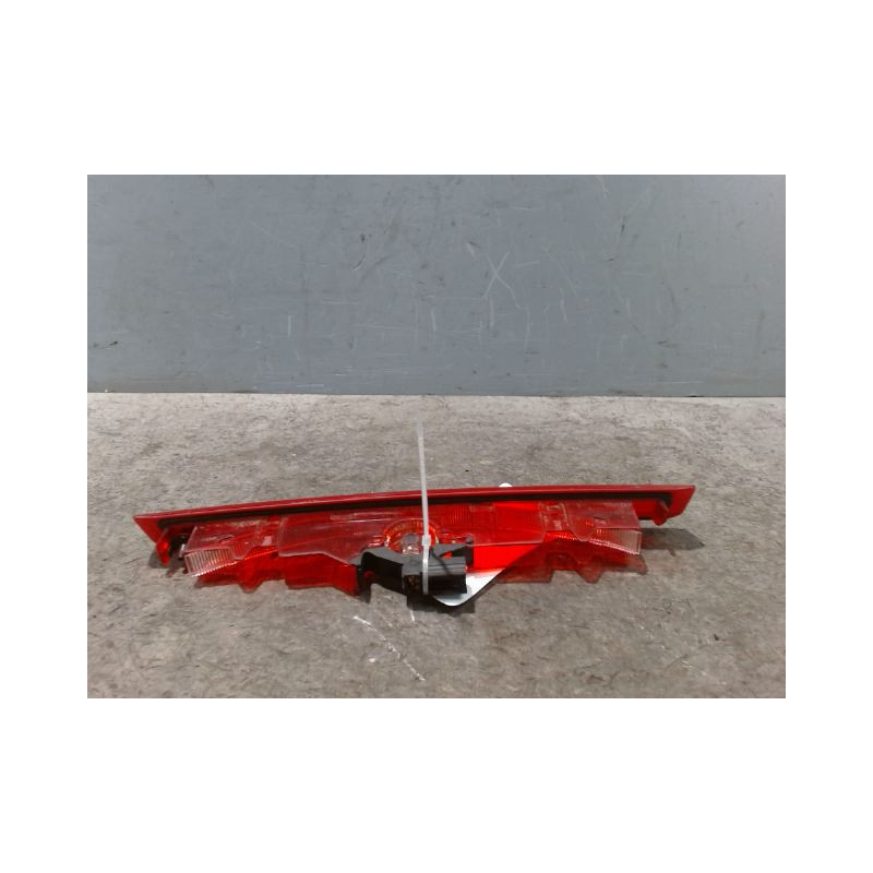 FEUX STOP SUPPLEMENTAIRE RENAULT CLIO III 2007-