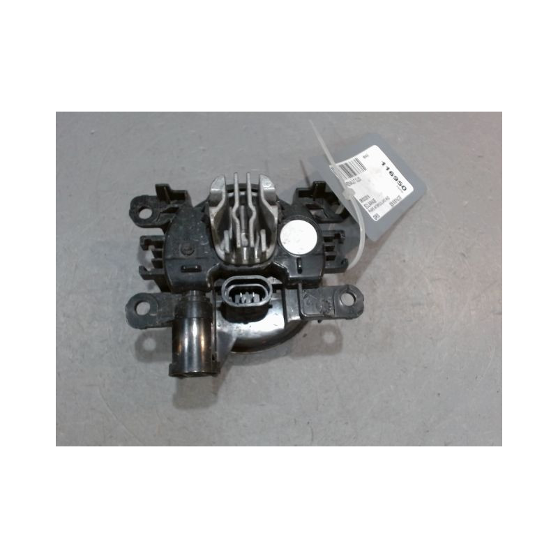 PHARE ANTIBROUILLARD AVANT DROIT RENAULT CLIO