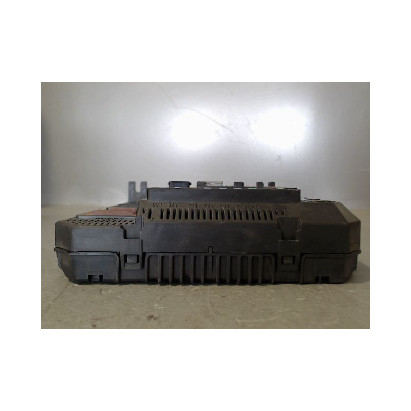 BOITIER GESTION HABITACLE PEUGEOT 208 Phase 1 2012-...