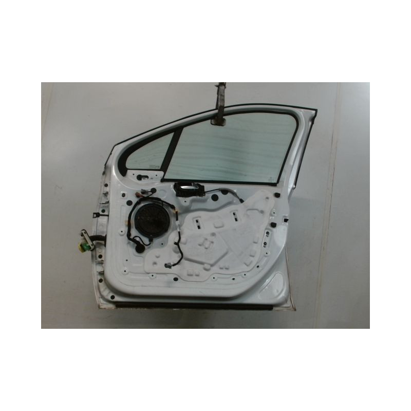 PORTE AVANT DROIT PEUGEOT 208