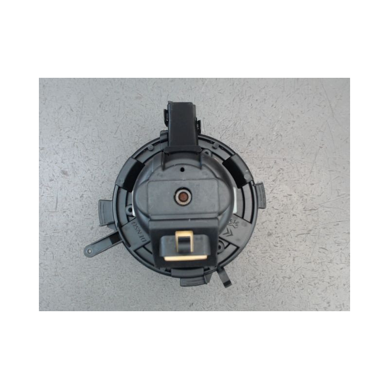 MOTEUR VENTILATEUR CHAUFFAGE CITROEN C4