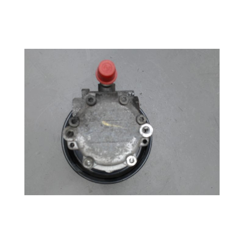 POMPE DIRECTION ASSISTEE NISSAN PRIMASTAR