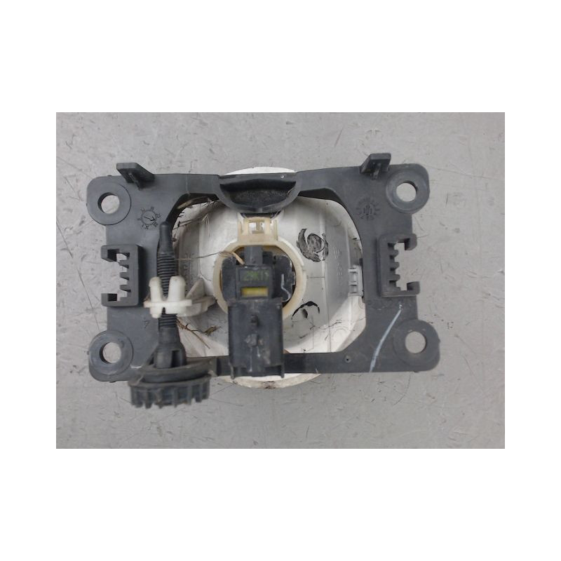 PHARE ANTIBROUILLARD AVANT GAUCHE CITROEN C3