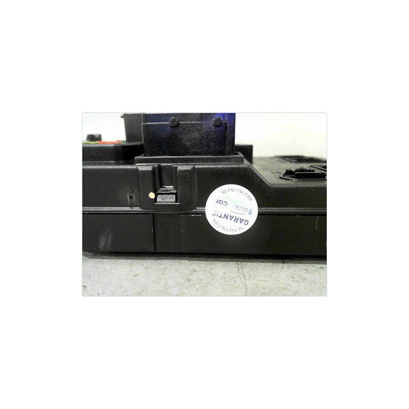 BOITIER GESTION HABITACLE PEUGEOT 206 98-09