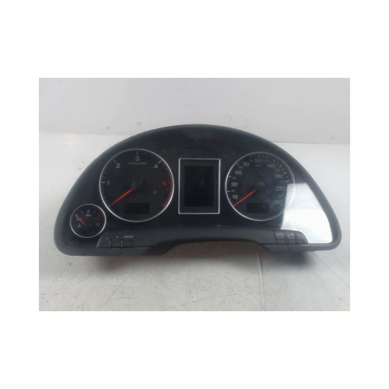BLOC COMPTEURS AUDI A4 AVANT 04-08